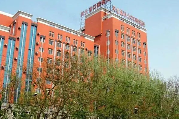 石家庄牙齿美白医生排行榜前十强在线揭晓，石家庄三博口腔诊所多名医生上榜 5