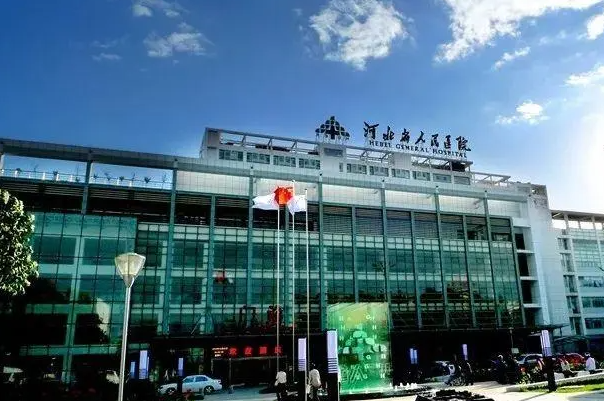 石家庄十大口腔医生排行榜，河北医科大第二医院两名医生占据前二