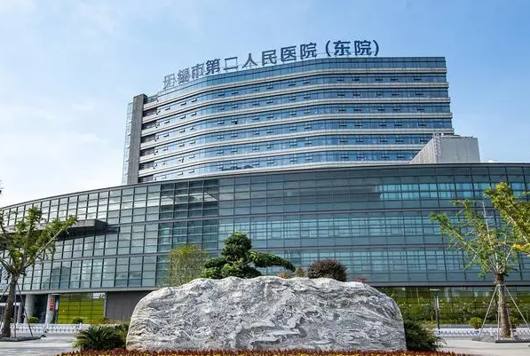 无锡地包天矫正医生排行榜前十名，江南大学附属医院的赵健名列前茅 7